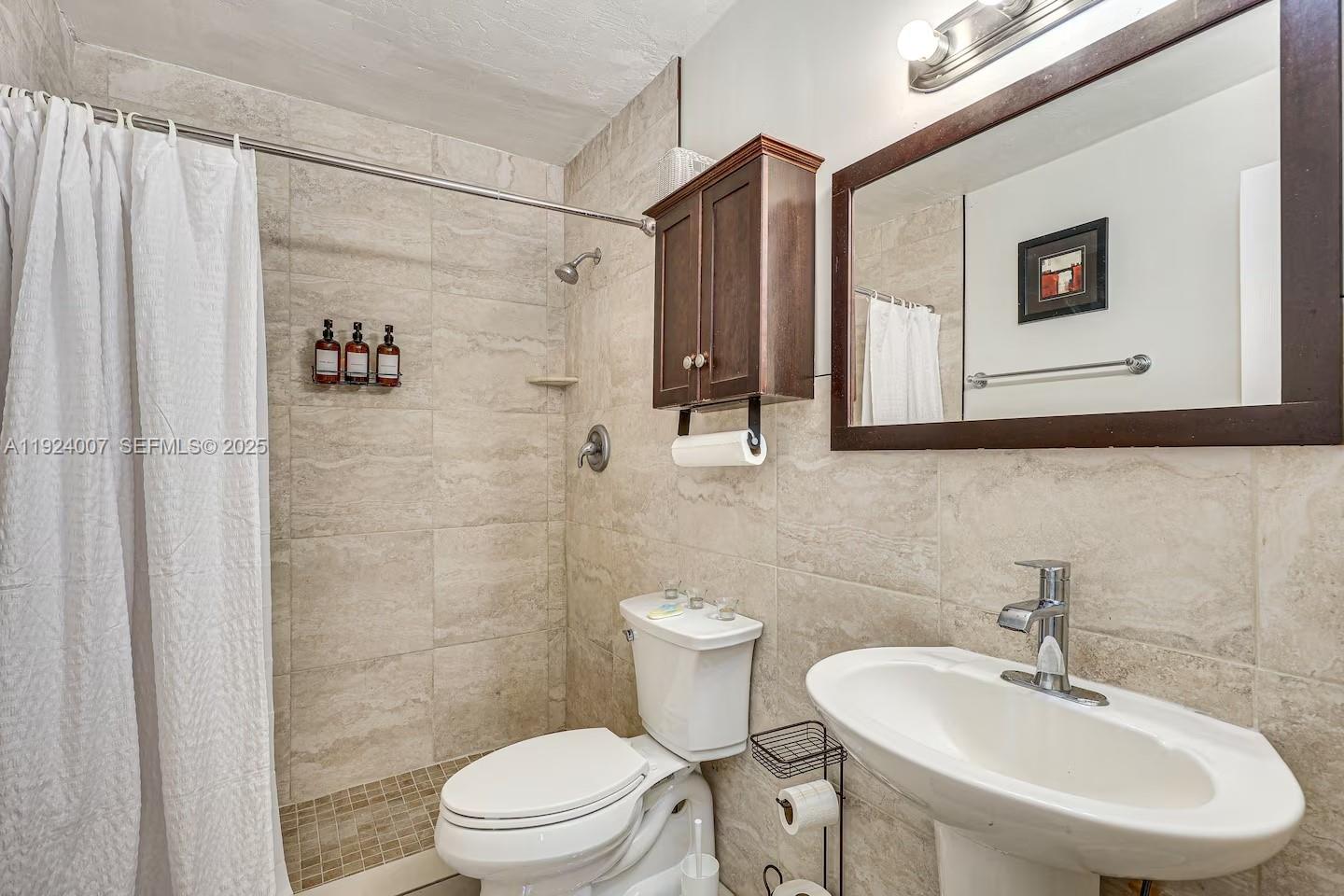 PALM LANE HOMES IN MIRAMA - Residential