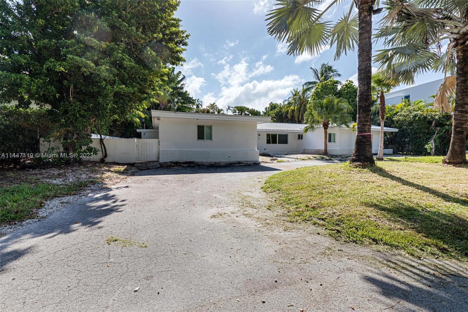 HOLIDAY COLONY - Residential