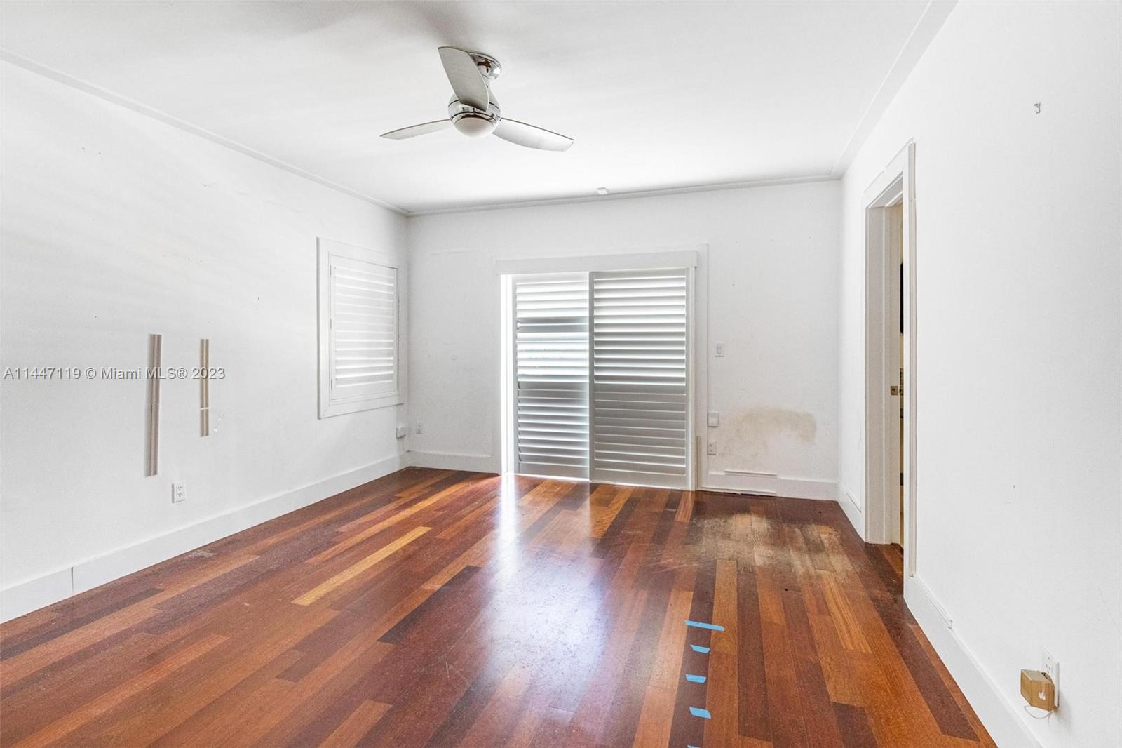 HOLIDAY COLONY - Residential