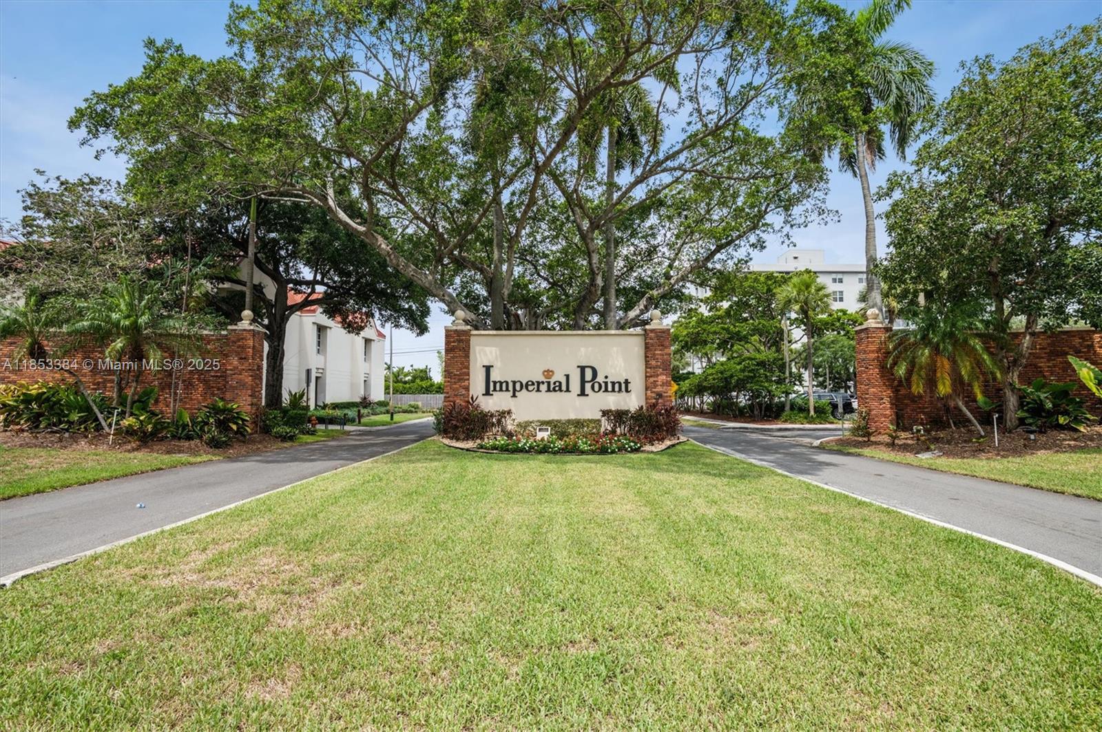 IMPERIAL POINT GARDENS CO - Residential