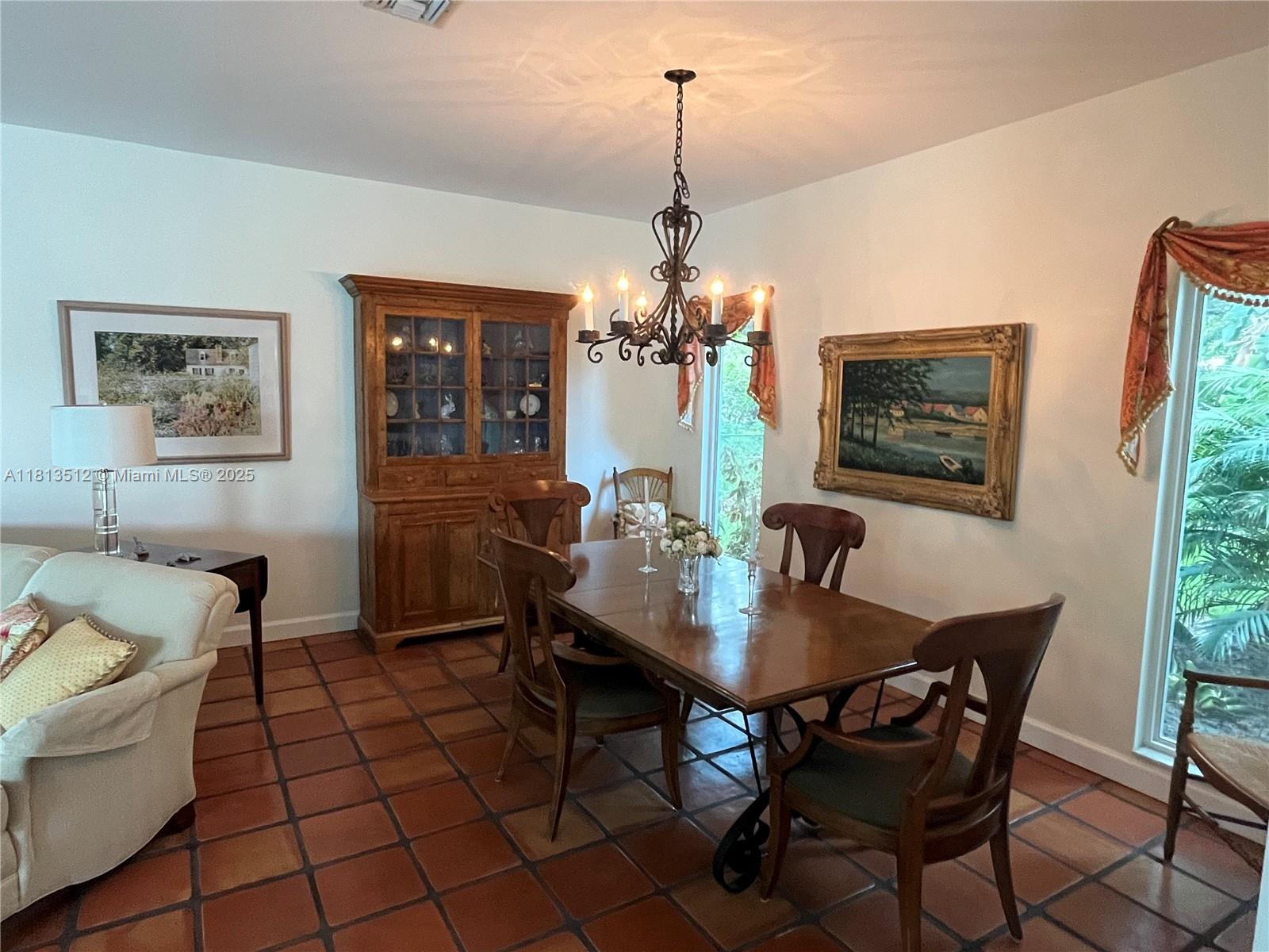 HERITAGE OAKS - Residential