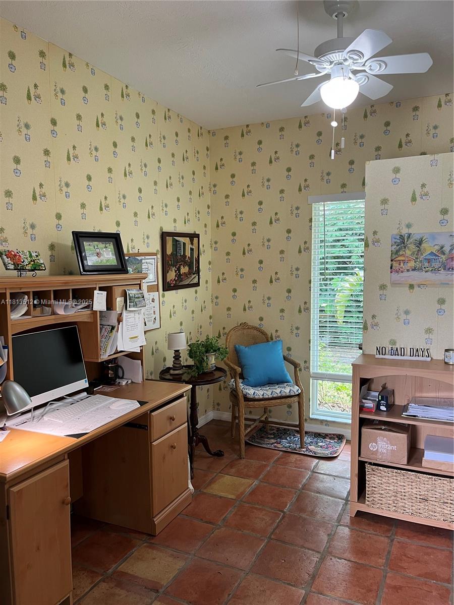 HERITAGE OAKS - Residential
