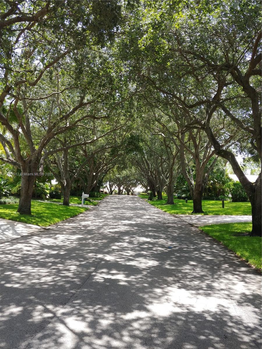 HERITAGE OAKS - Residential