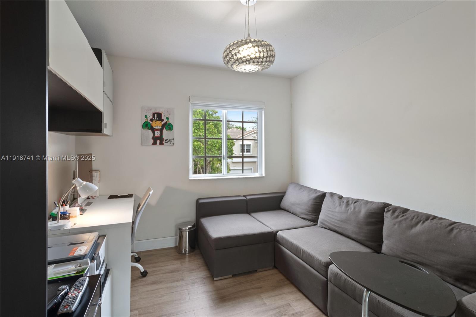 DORAL RESERVE - Residential