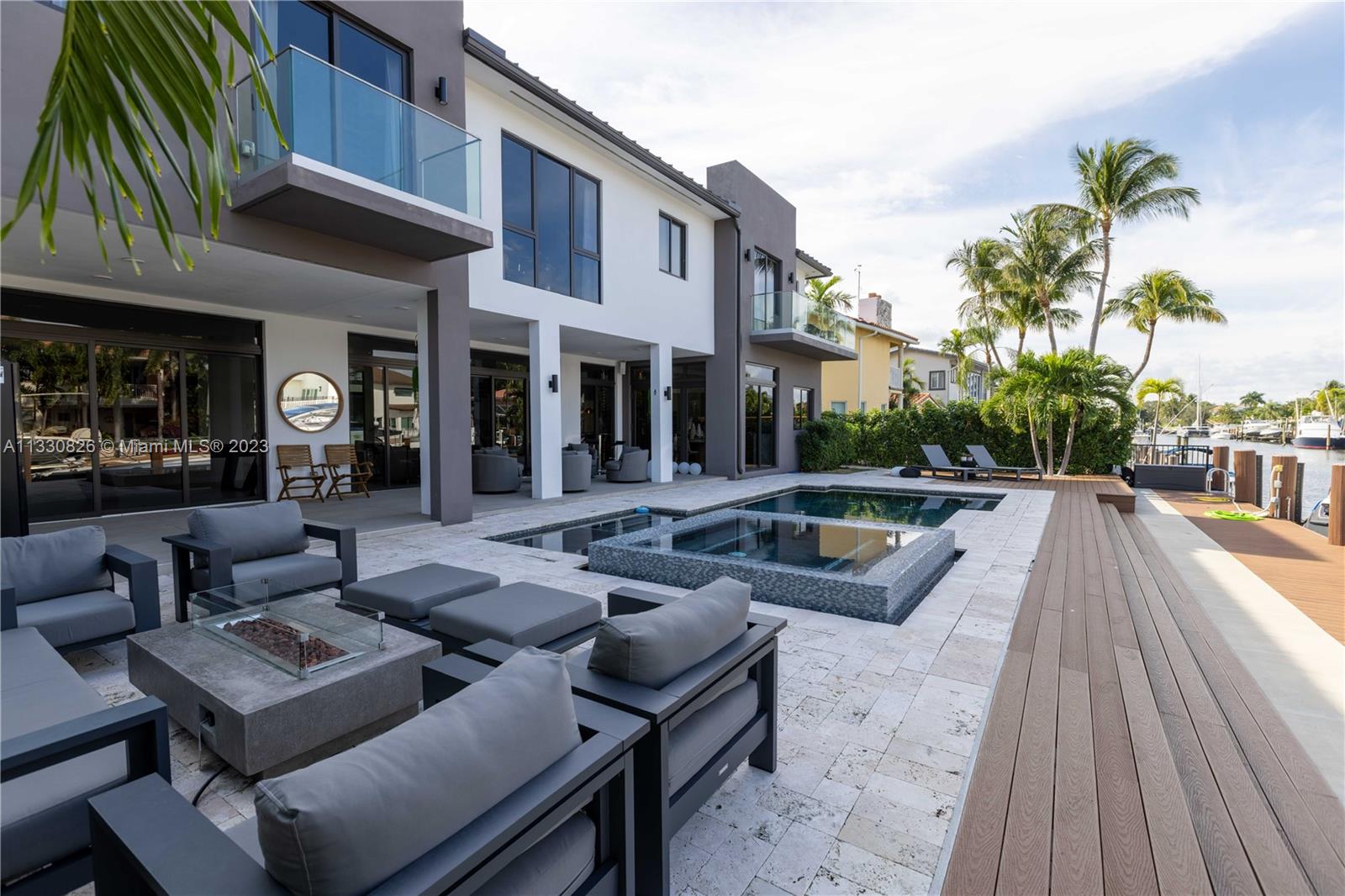 CORAL KEY VILLAS 5TH SEC - Residential