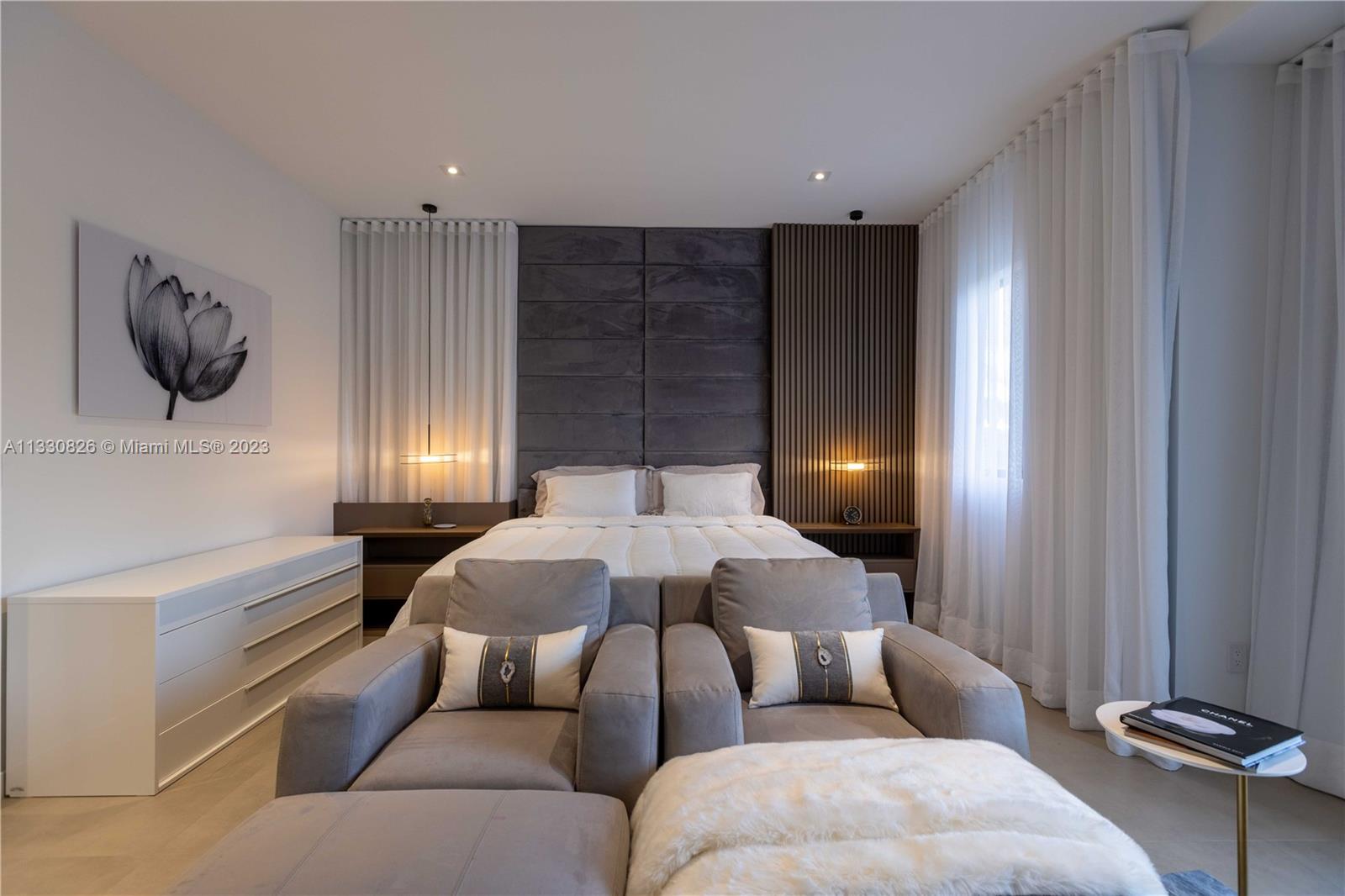 CORAL KEY VILLAS 5TH SEC - Residential