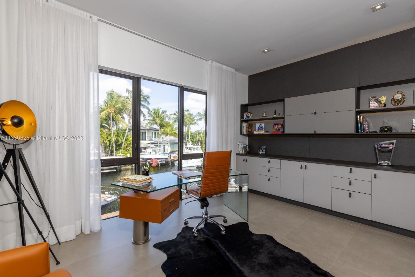 CORAL KEY VILLAS 5TH SEC - Residential