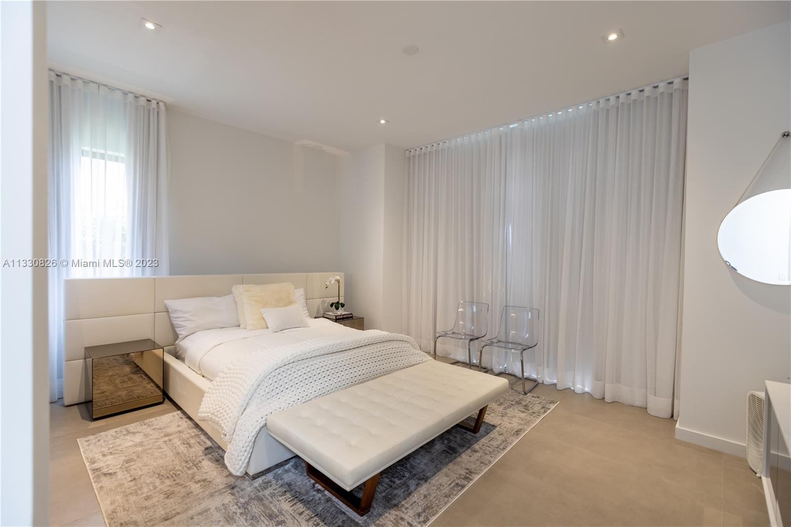 CORAL KEY VILLAS 5TH SEC - Residential