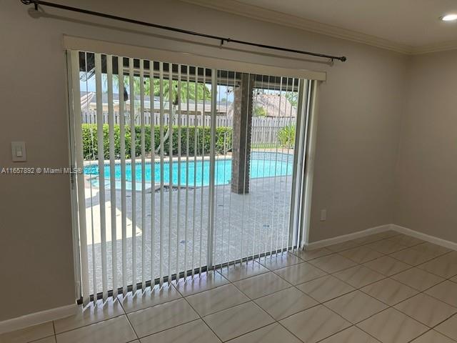 PINE MEADOWS ESTATES - Residential Lease