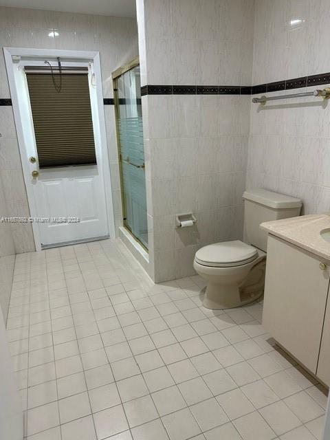 PINE MEADOWS ESTATES - Residential Lease