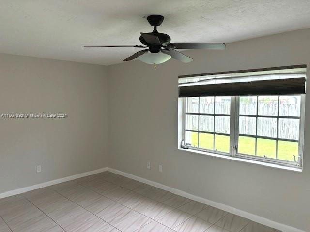 PINE MEADOWS ESTATES - Residential Lease