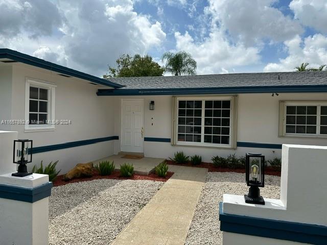 PINE MEADOWS ESTATES - Residential Lease