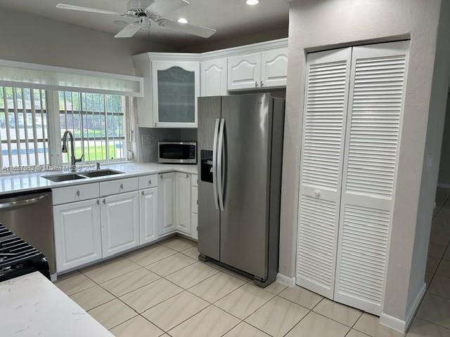 PINE MEADOWS ESTATES - Residential Lease