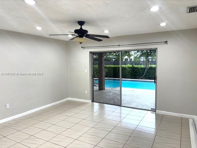 PINE MEADOWS ESTATES - Residential Lease