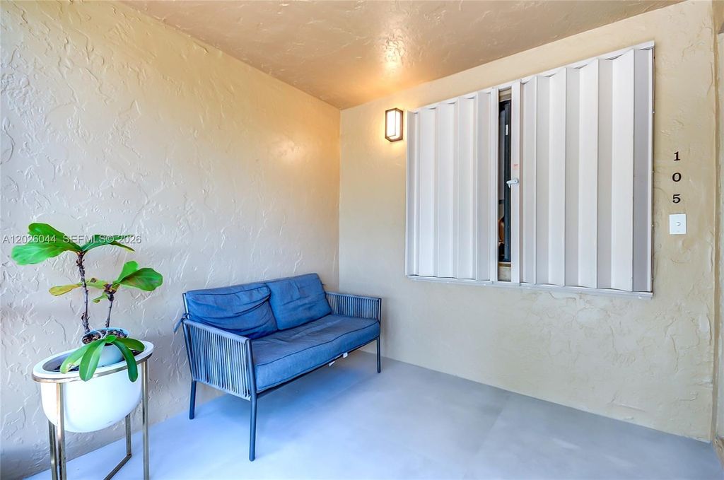 Photo of 302 Lakeview Dr #105, Weston, FL 33326 (MLS # A12026044)