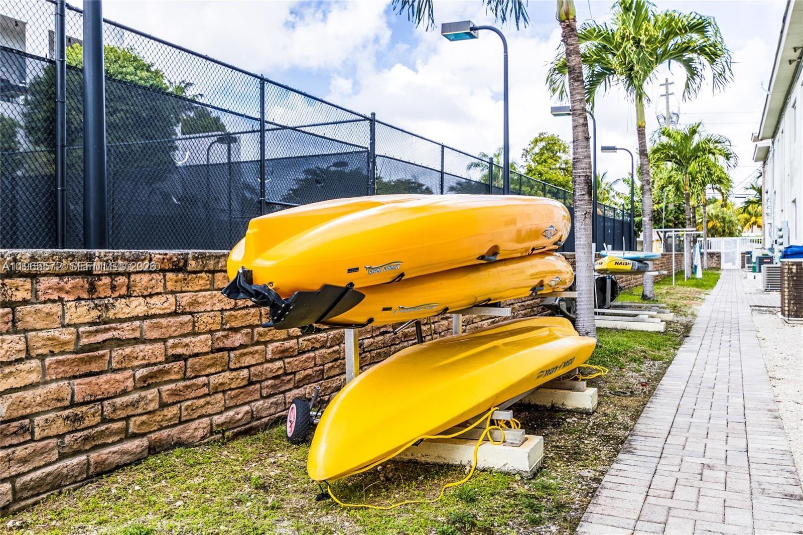 SANDPIPER VILLAS CO-OP - Residential Lease