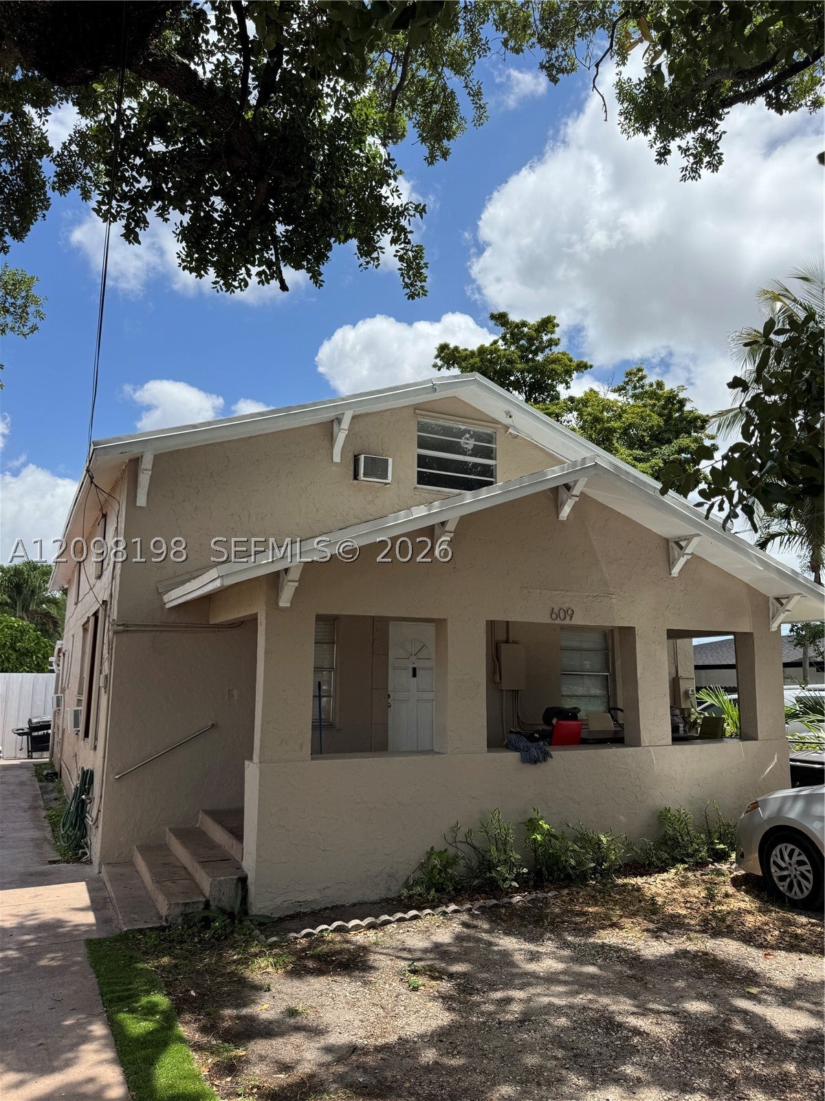 609 NW 58th Ave