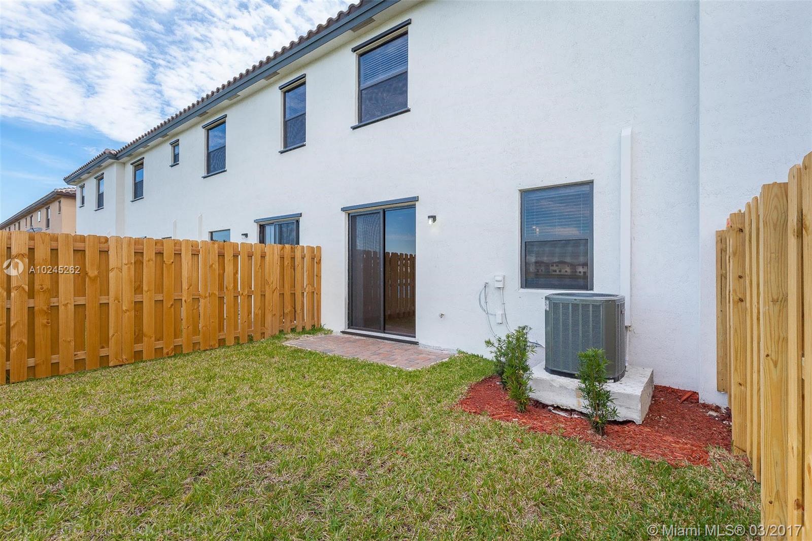 ARTESA/ COCO PALM ESTATES - Residential Lease