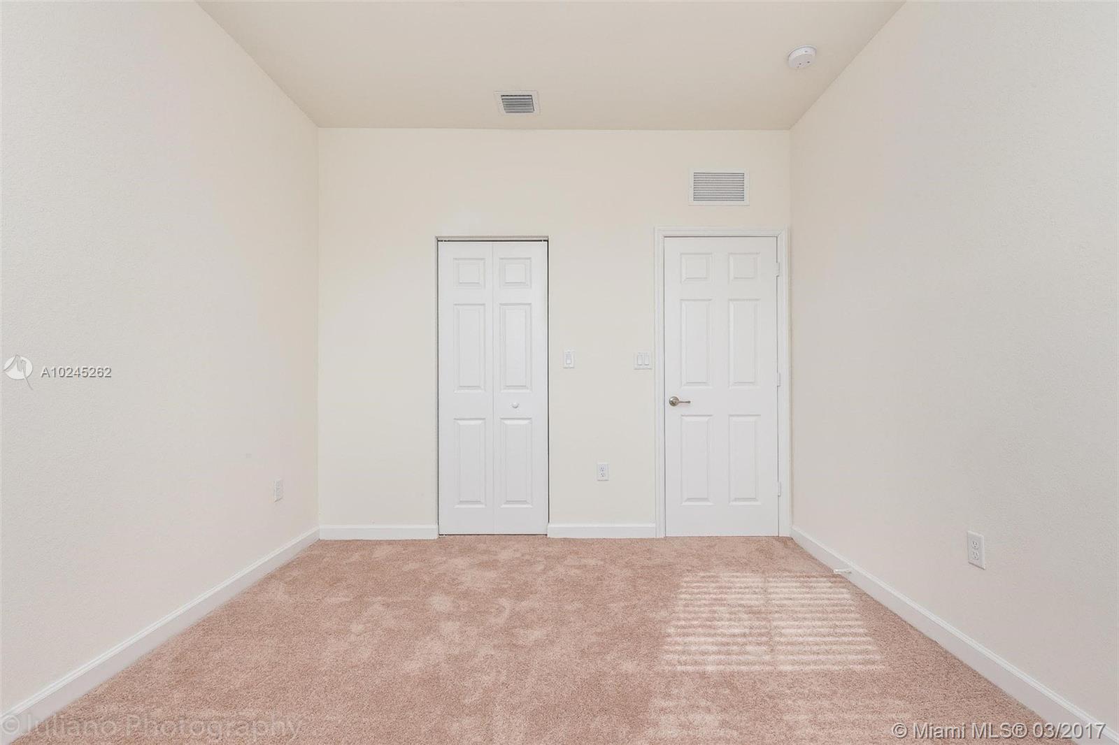 ARTESA/ COCO PALM ESTATES - Residential Lease
