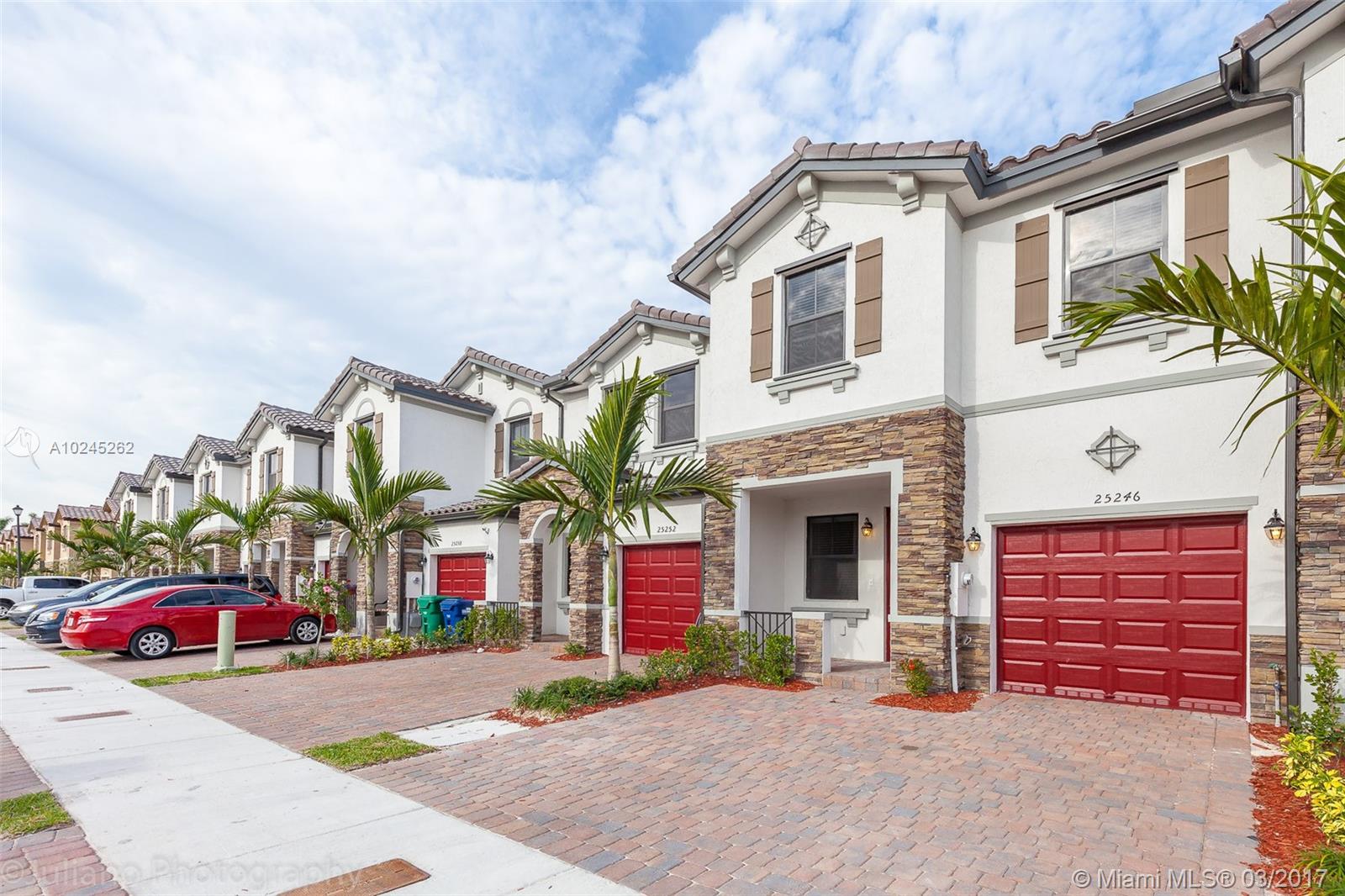 ARTESA/ COCO PALM ESTATES - Residential Lease