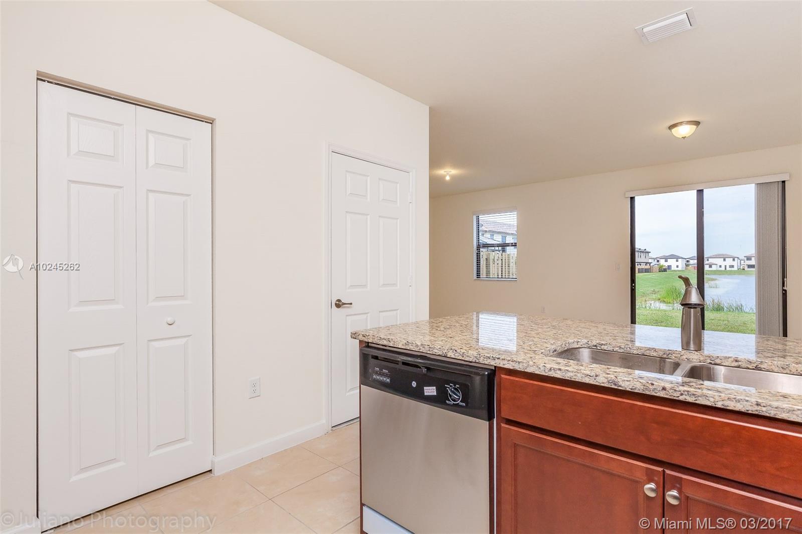 ARTESA/ COCO PALM ESTATES - Residential Lease