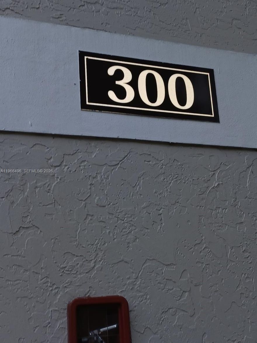 Charming 2/1 in great condo Gardens North, freshly painted and move in ready.  Condo offers many amenities such as pool, playground, clubhouse, close to major highways and shopping centers.  Unit is going to be in the market for lease soon, it is vacant at the moment of listing. Ask Karina. READ BROKER REMARKS!!! READ BROKER REMARKS!!