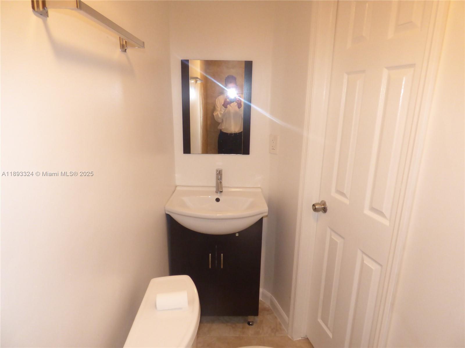 SIERRA 1ST ADDN - Residential Lease
