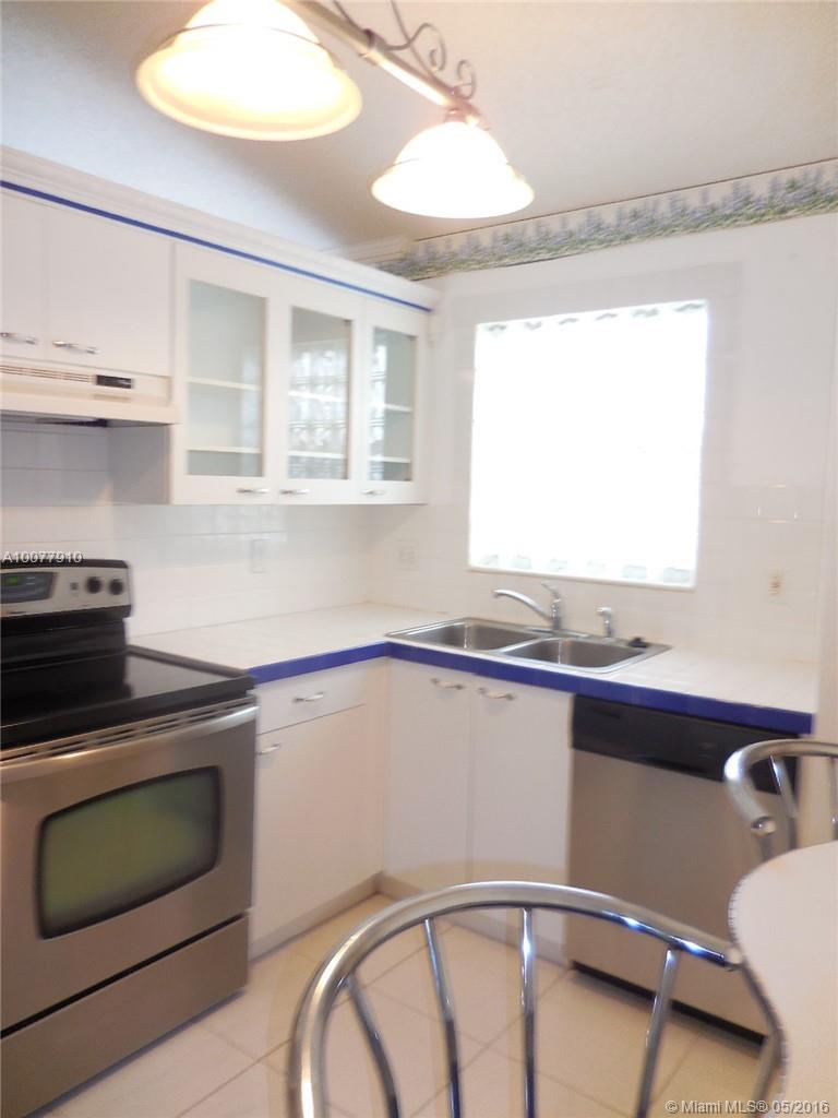 CORAL BAY - Residential Lease