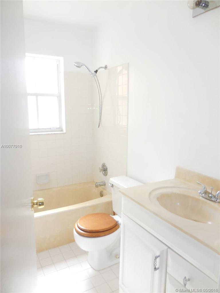 CORAL BAY - Residential Lease