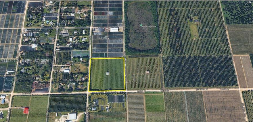 10 ACRE OPERATING GUAVA FARM, 5 ACRES OF THAI GUAVA, 5 ACRES OF PINK GUAVA. FULLY FENCED AND GATED. CLOSE TO EVERGLADES NATIONAL PARK, THE FLORIDA KEYS AND ALL AREA AMENITIES. SECLUDED FOR PRIVACY
