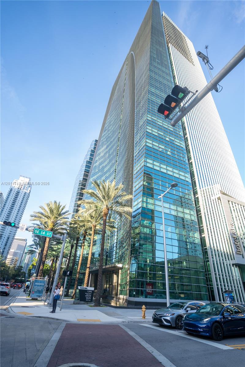 MAYFIELD CONDO - Residential