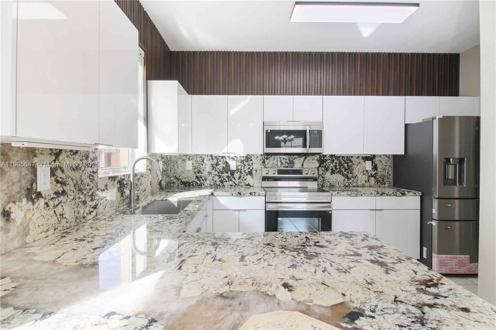 Courts at Tuscany - Residential Lease