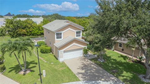 7423 NW 70th Ave Parkland FL 33067