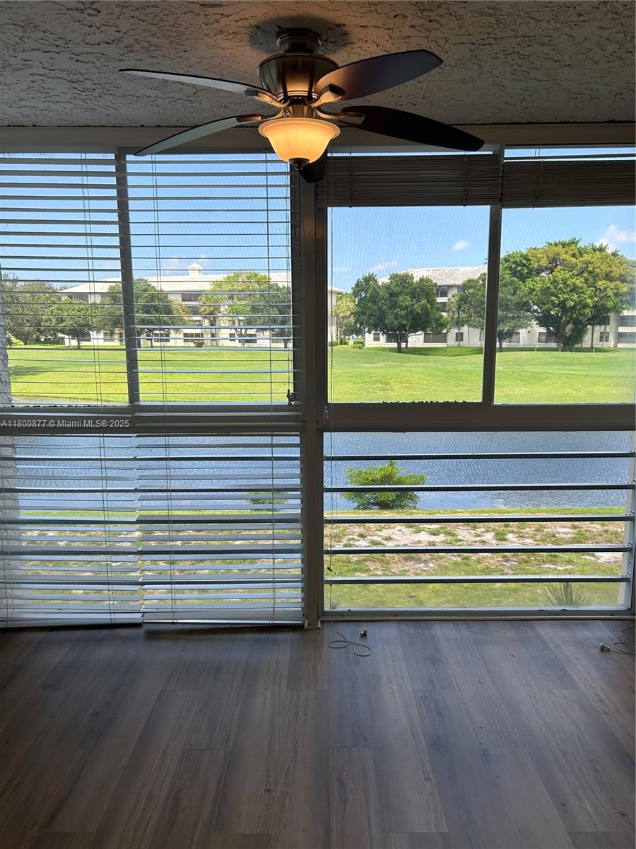 9230 Lagoon Pl 210