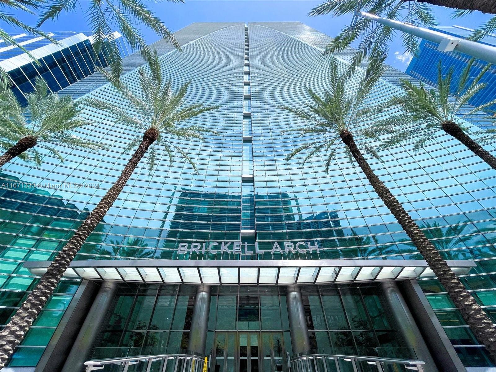 1395 Brickell Ave 3214