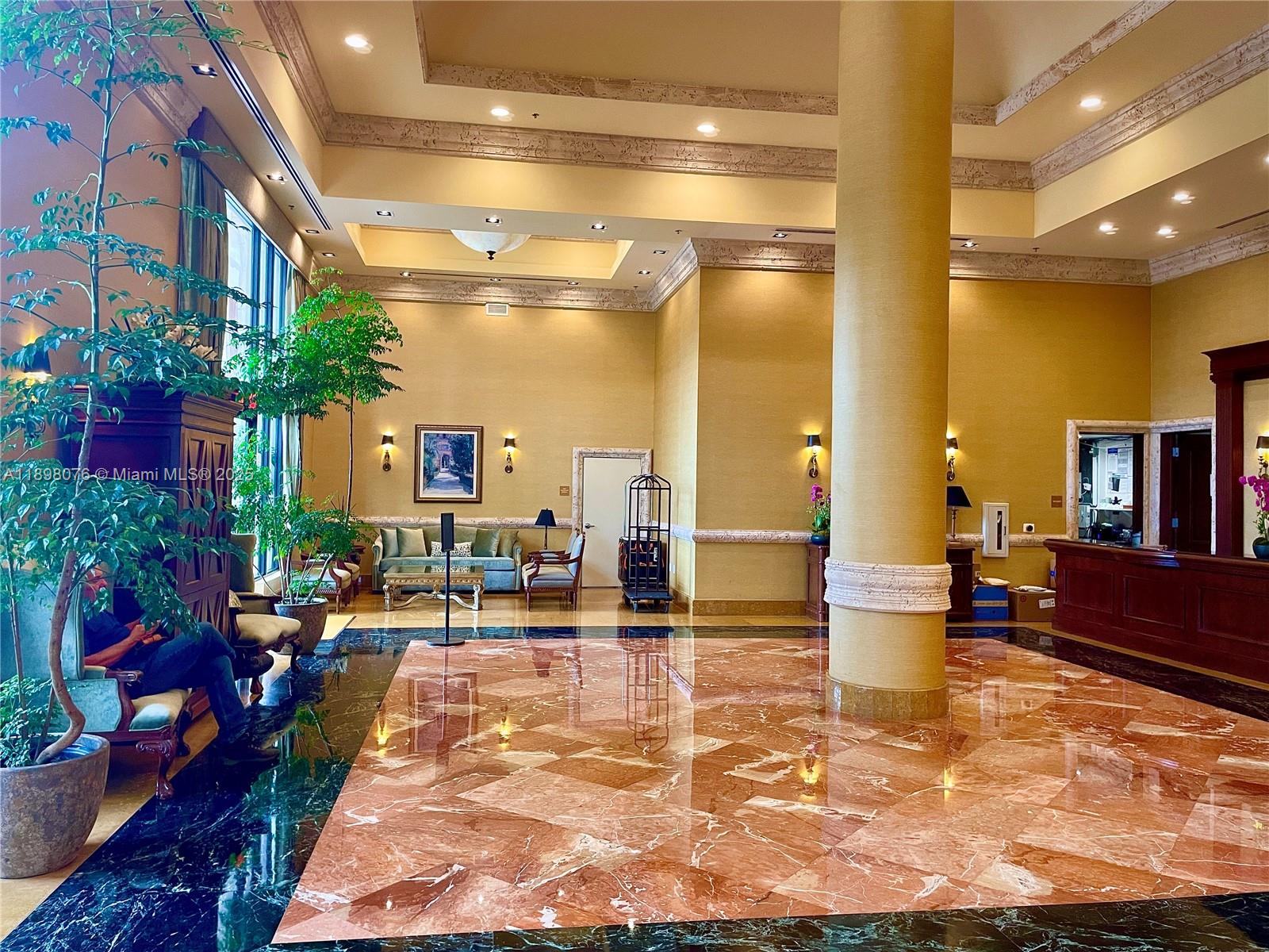 8390 SW 72nd Ave 421