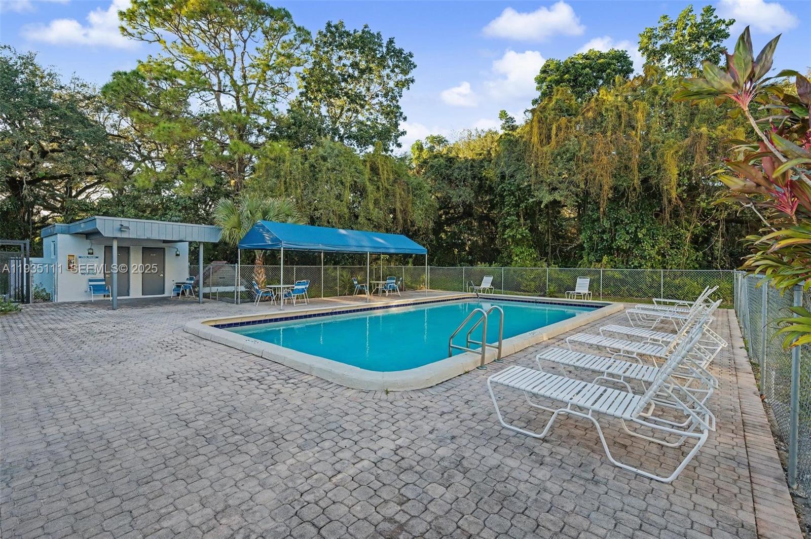 LIVE OAK CONDO SIX - Residential