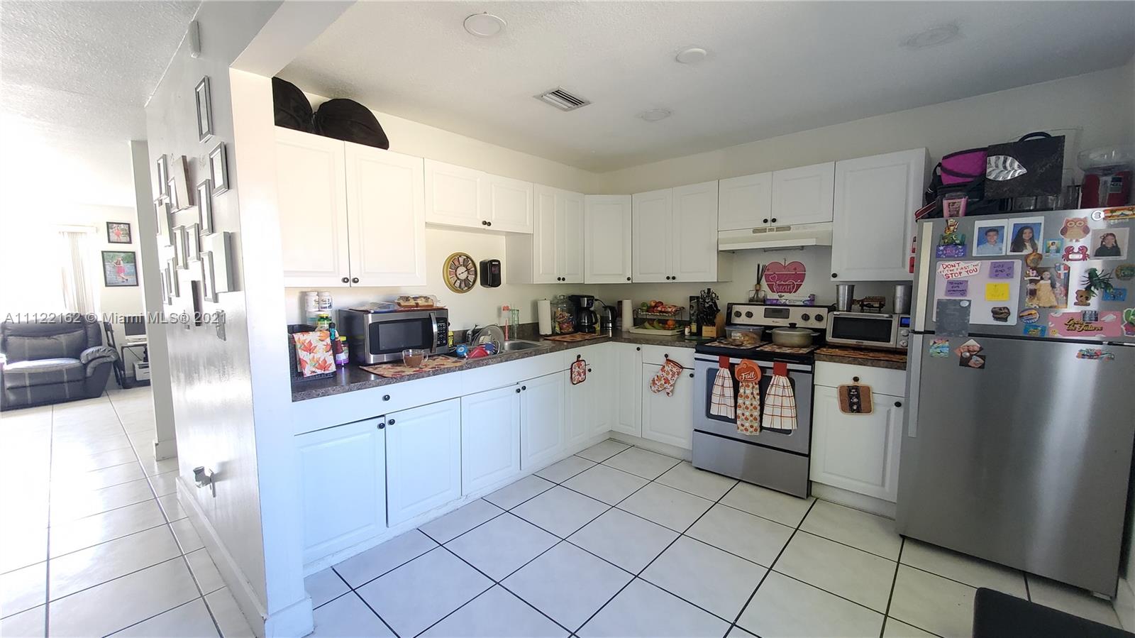 BLACK CREEK VILLAS - Residential