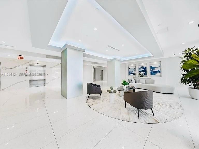 CORONADO CONDO- TOWER II - Residential