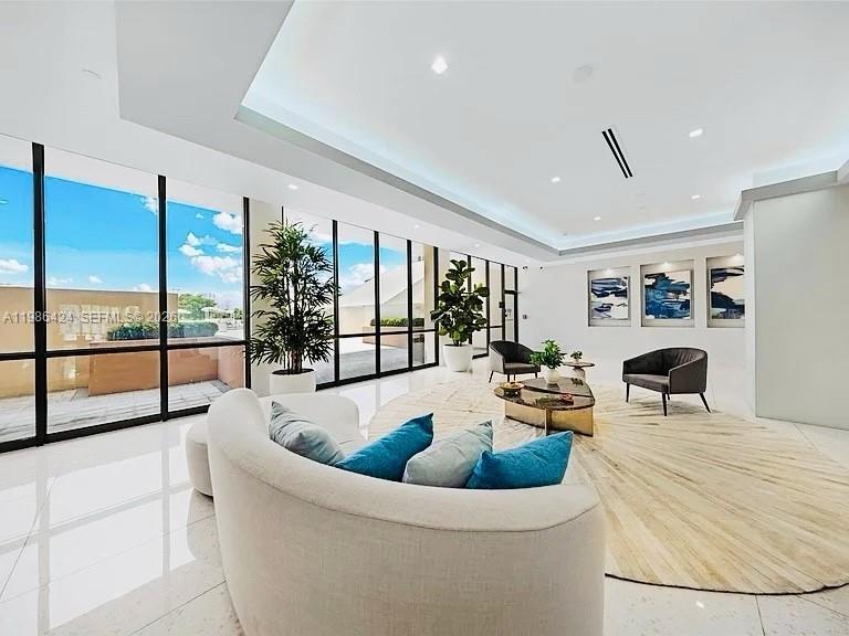 CORONADO CONDO- TOWER II - Residential