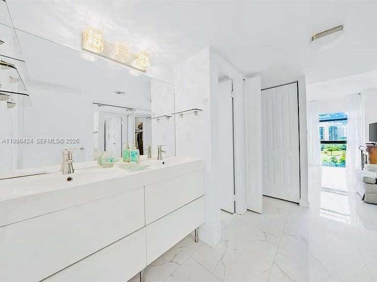 CORONADO CONDO- TOWER II - Residential