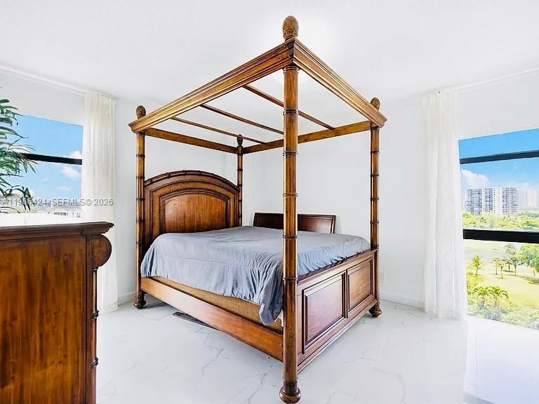 CORONADO CONDO- TOWER II - Residential