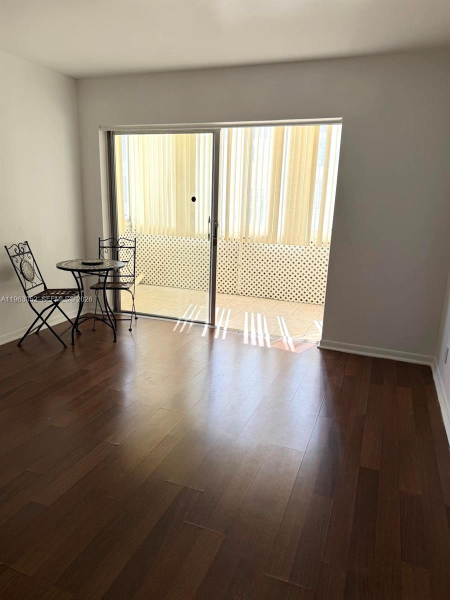 MAJESTIC GARDENS CONDOMIN - Residential