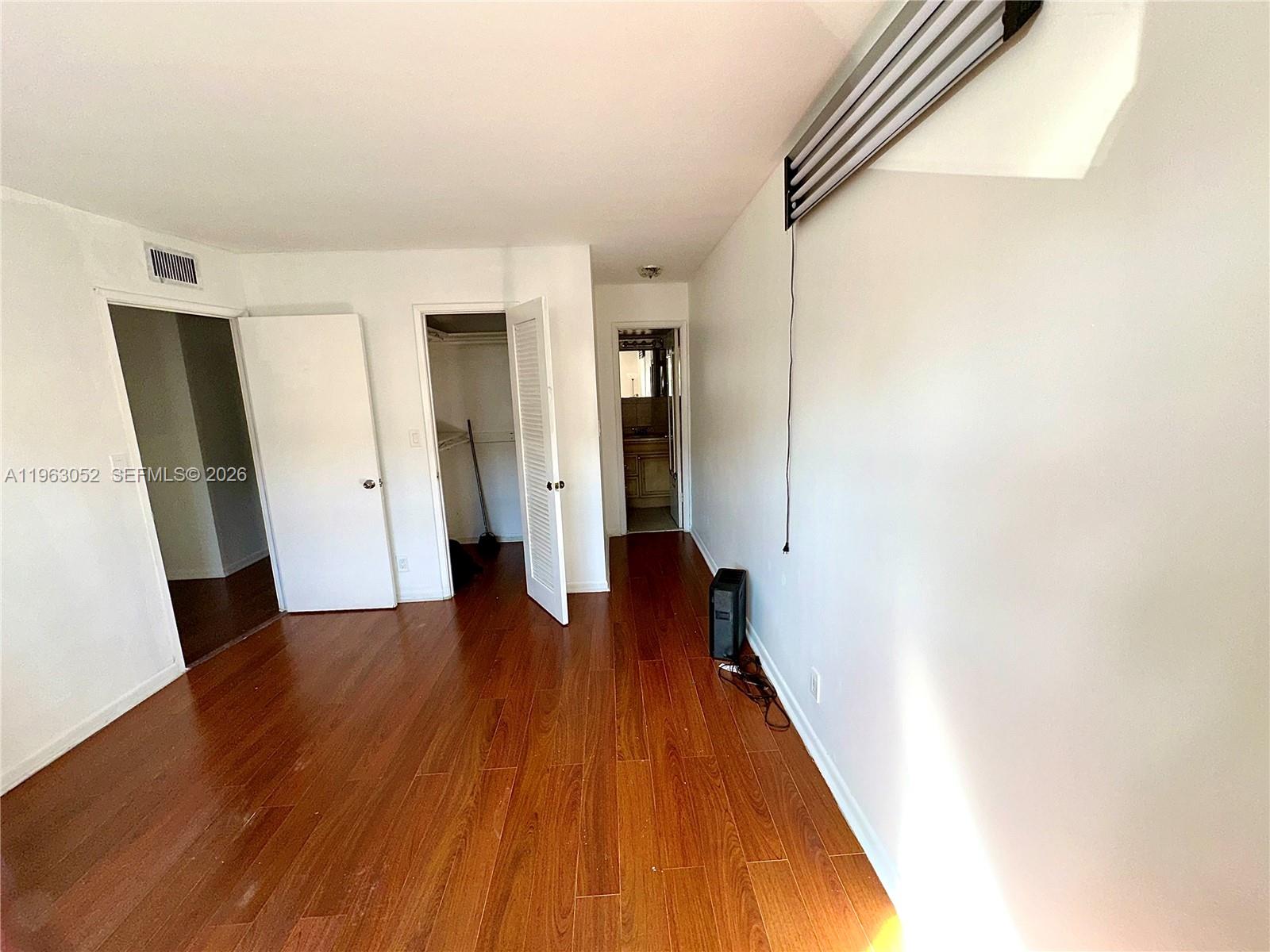 MAJESTIC GARDENS CONDOMIN - Residential