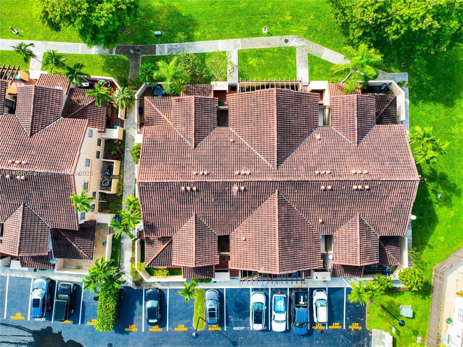 HOST CROSSINGS - Residential
