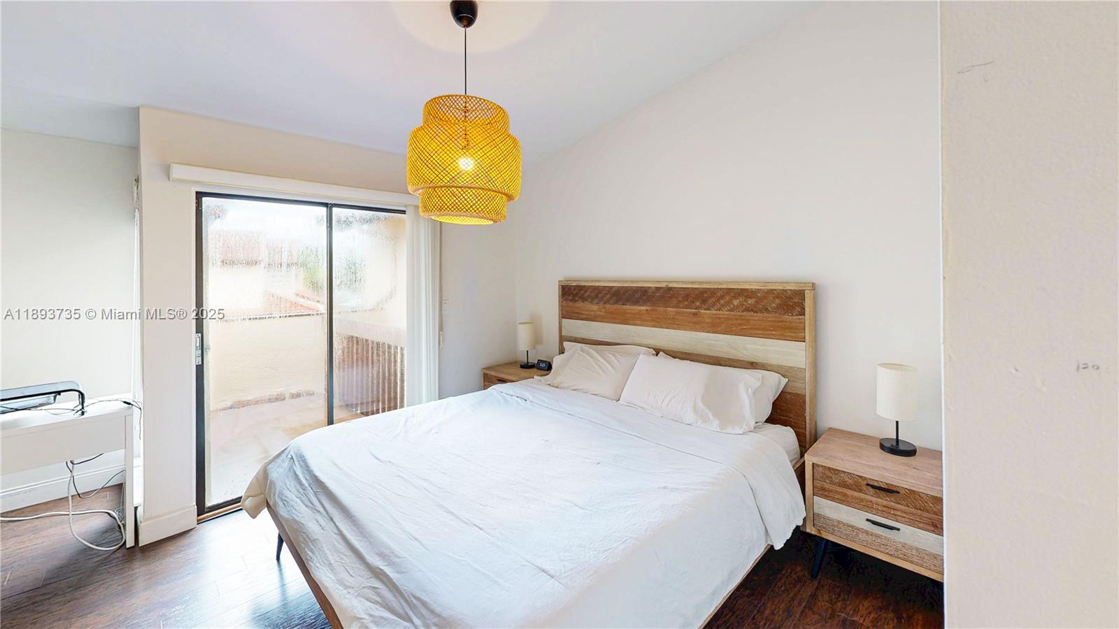HOST CROSSINGS - Residential