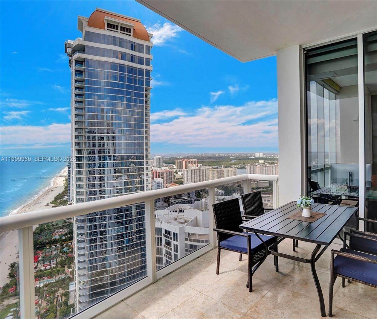 18101 Collins Ave 5104