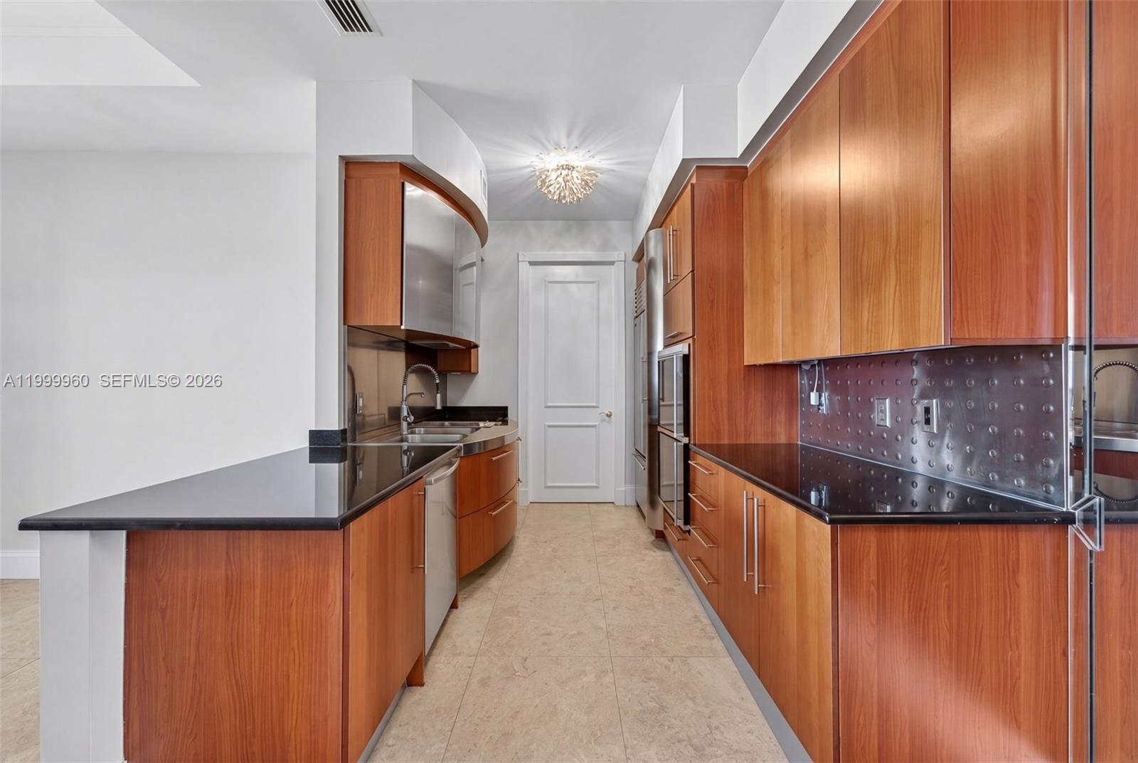 TRUMP PALACE CONDO - Residential