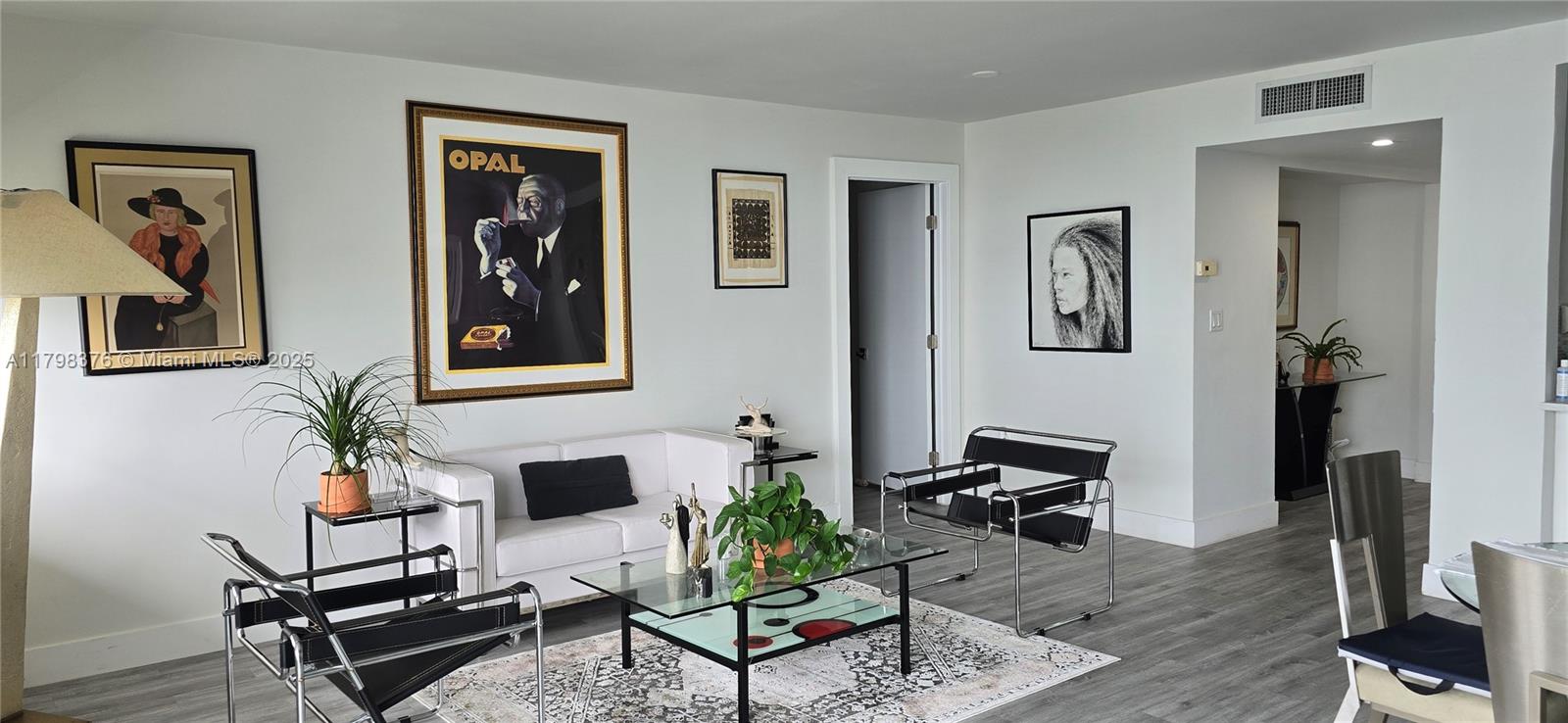 ADMIRALS PORT CONDO WEST - Residential