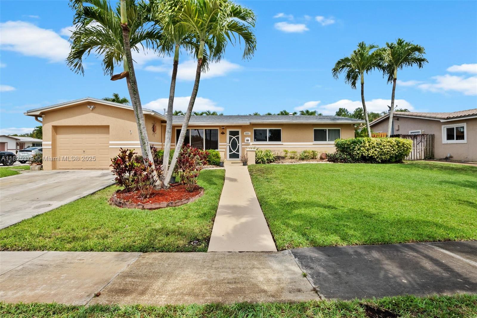 2251 NW 87th Ave, Pembroke Pines, FL, 33024/$680,000 1 2251 NW 87th Ave